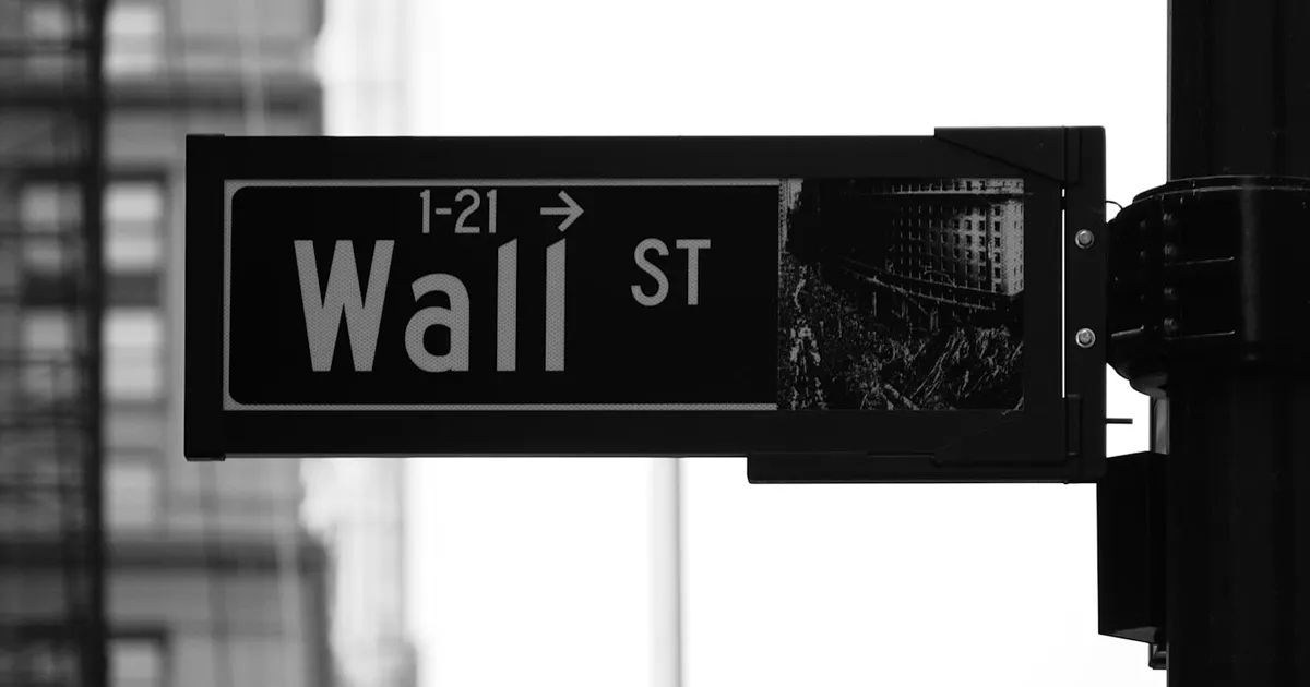 A Wall Street street sign